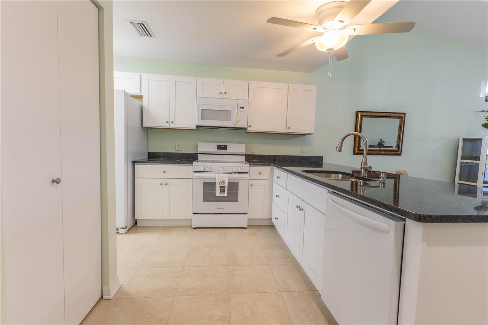 Image 4 of 34 For 6800 Placida Road 268