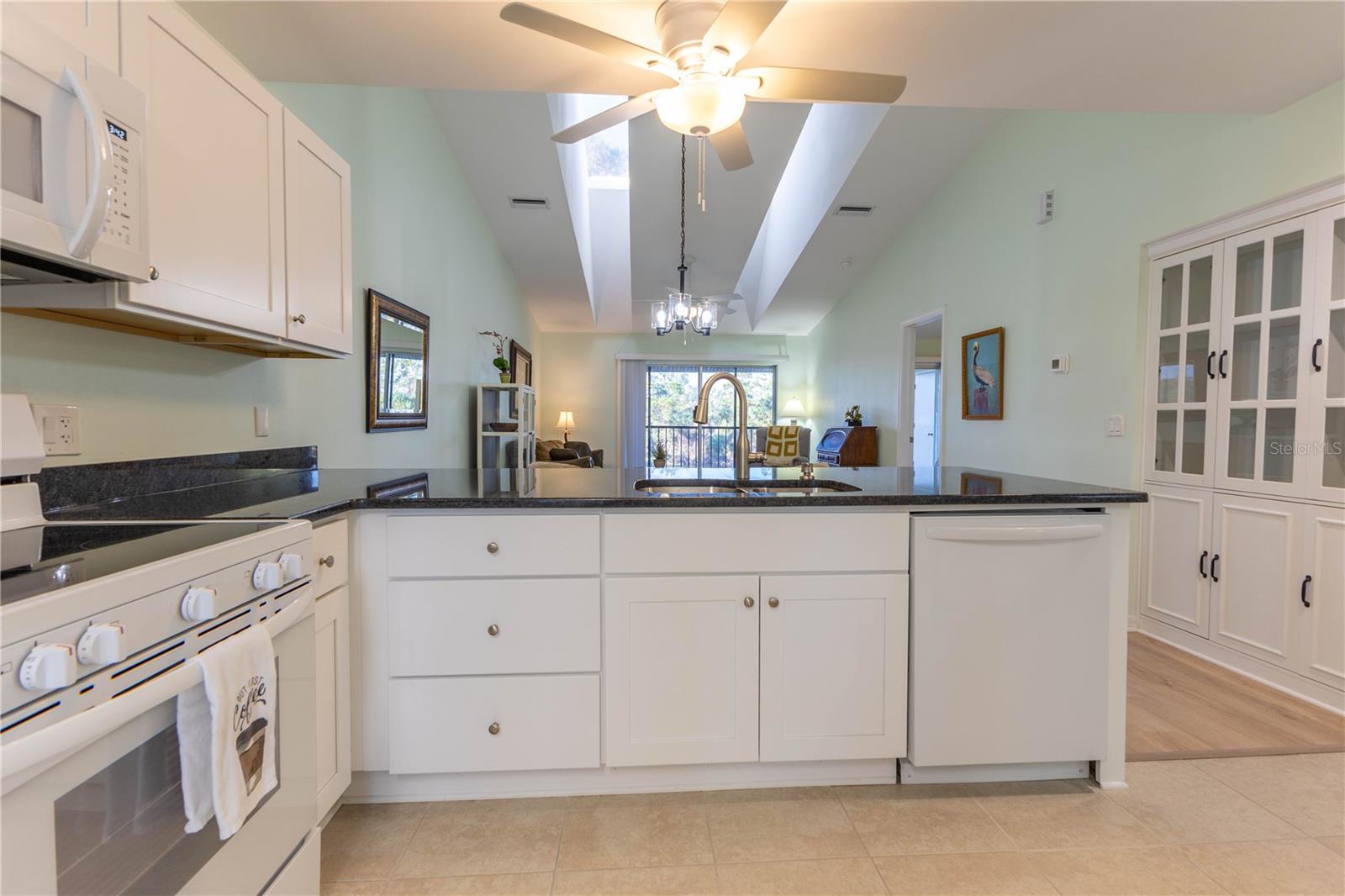 Image 8 of 34 For 6800 Placida Road 268