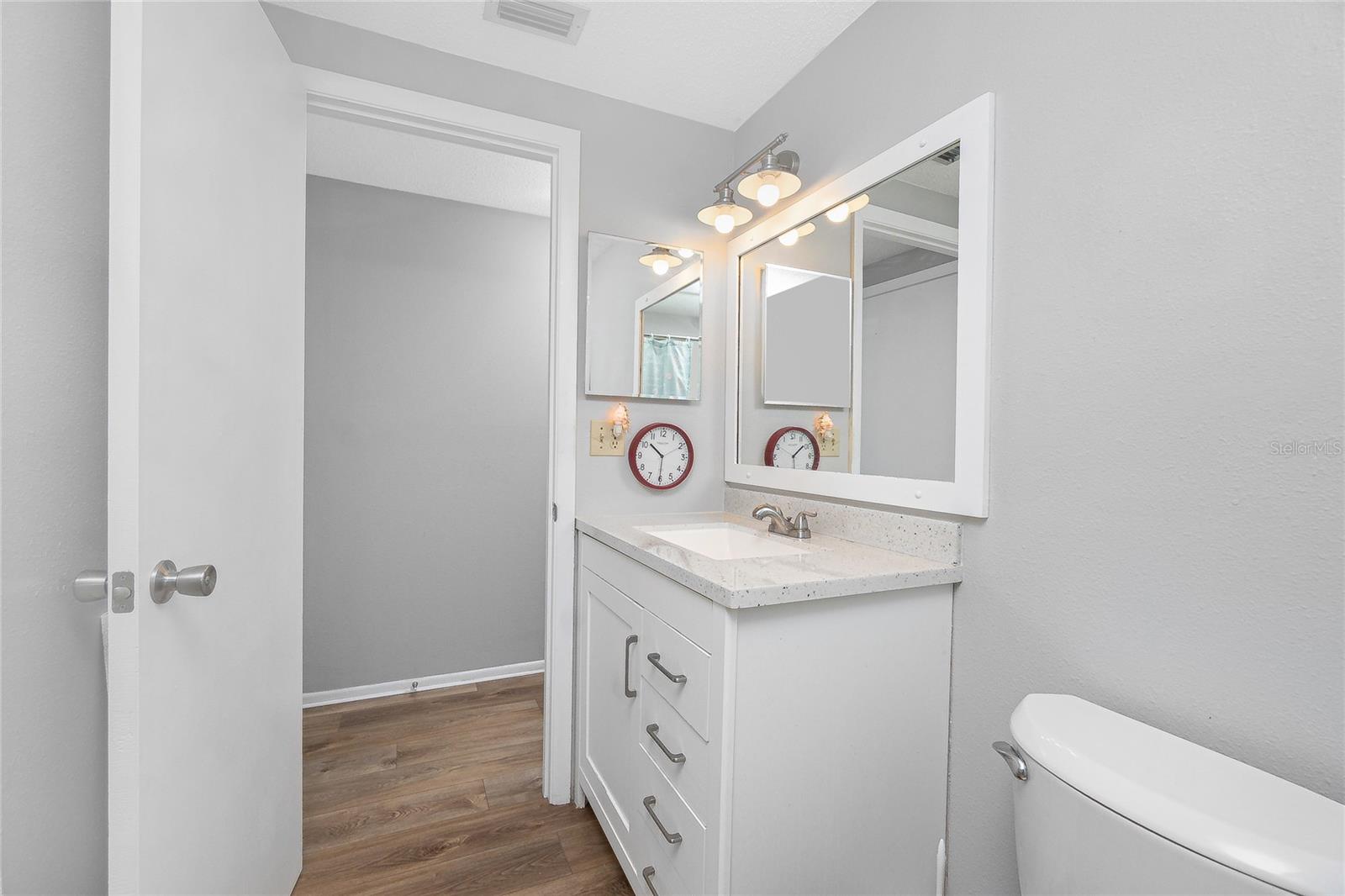 Image 23 of 50 For 2535 10th Street