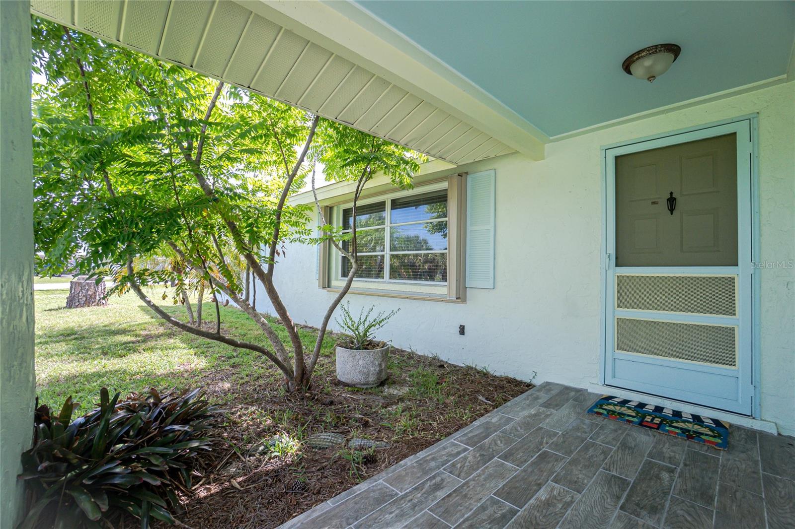 Image 3 of 50 For 2535 10th Street