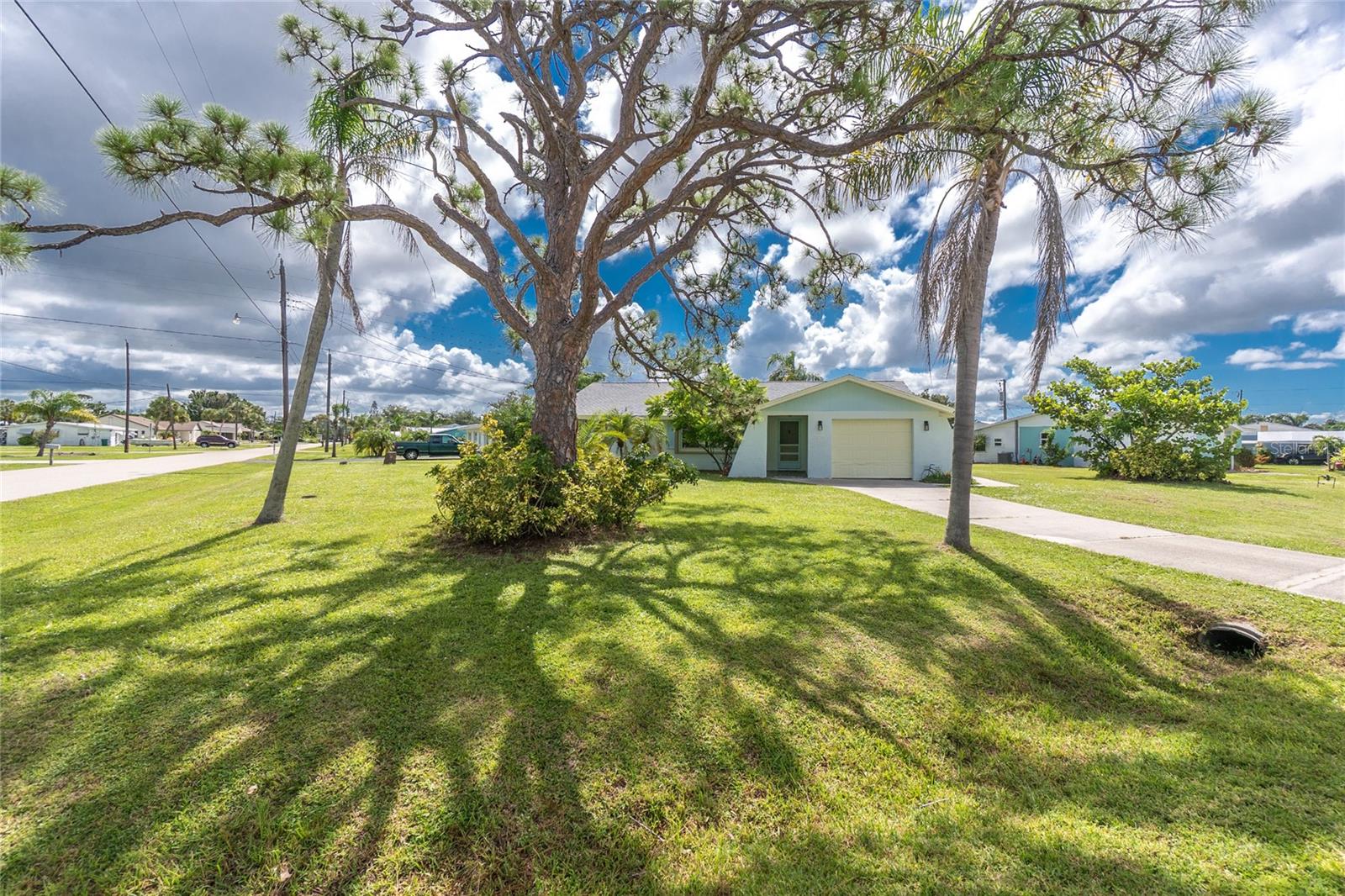 Image 33 of 50 For 2535 10th Street