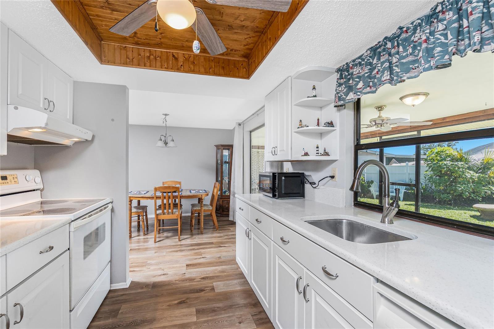 Image 9 of 50 For 2535 10th Street