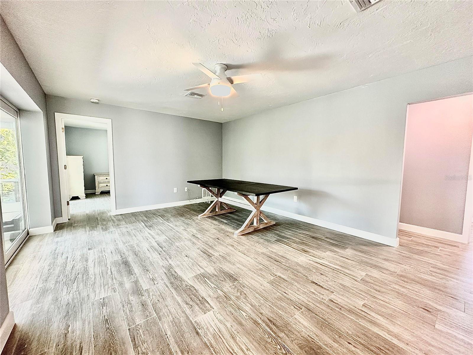 Image 21 of 27 For 1019 Schooner Lane