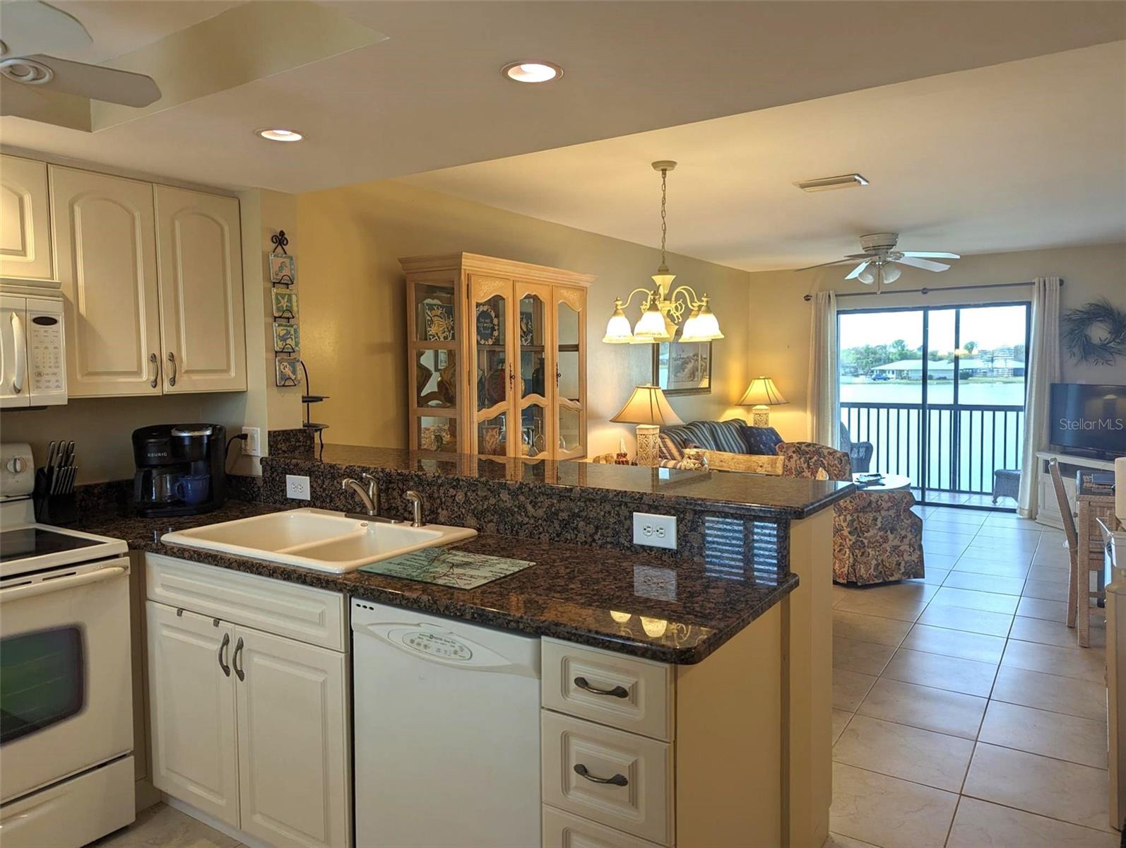 Image 17 of 26 For 25275 Rampart Boulevard 1206