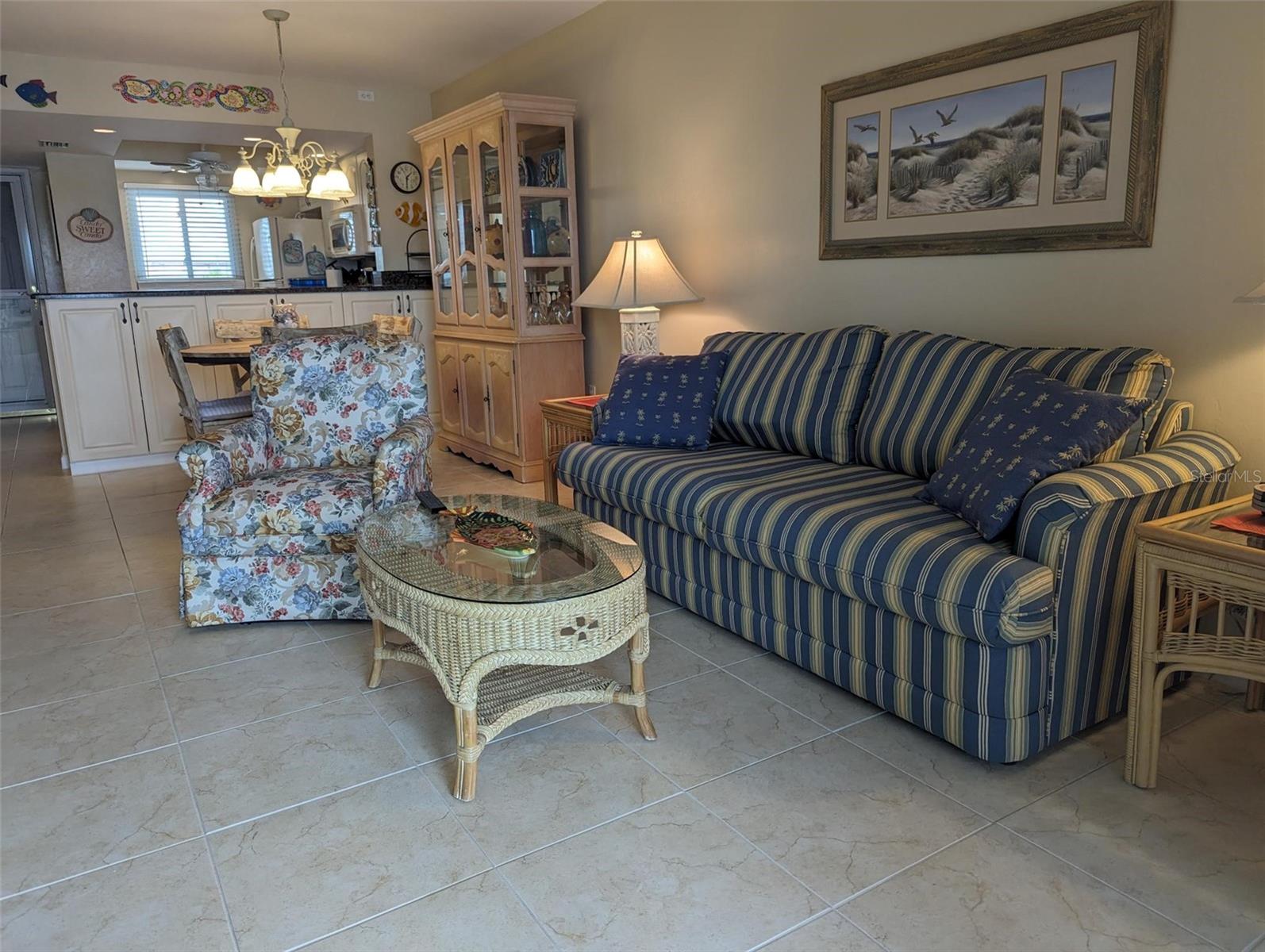 Image 9 of 26 For 25275 Rampart Boulevard 1206