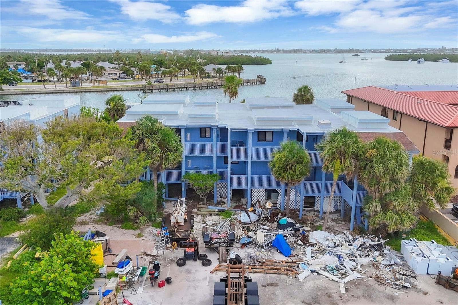 Image 17 of 51 For 1815 Gulf Boulevard