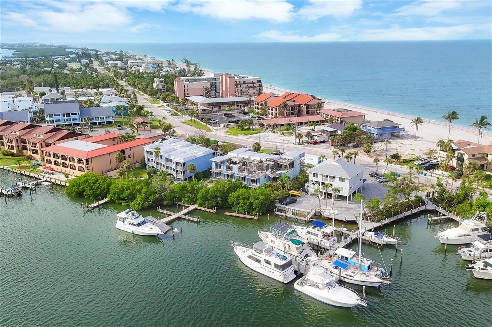 Image 33 of 51 For 1815 Gulf Boulevard