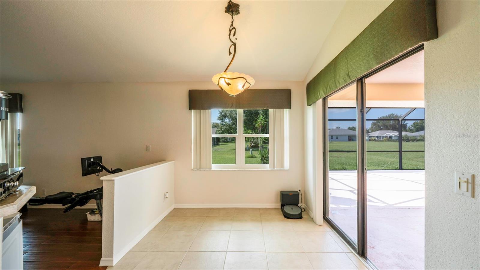 Image 28 of 47 For 26223 Barcelos Court