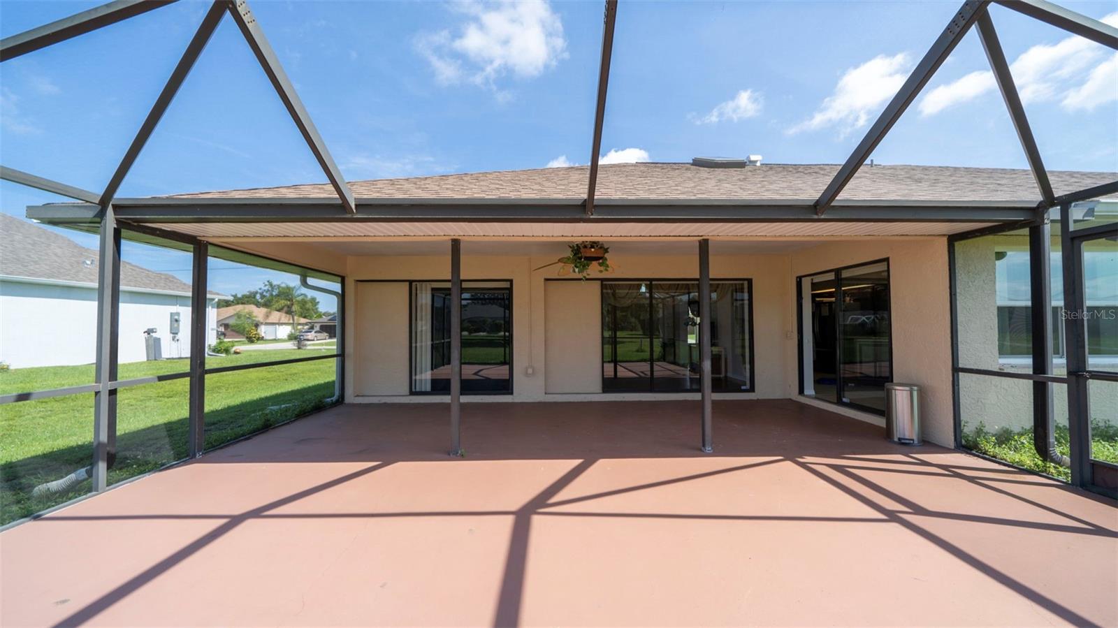 Image 33 of 47 For 26223 Barcelos Court