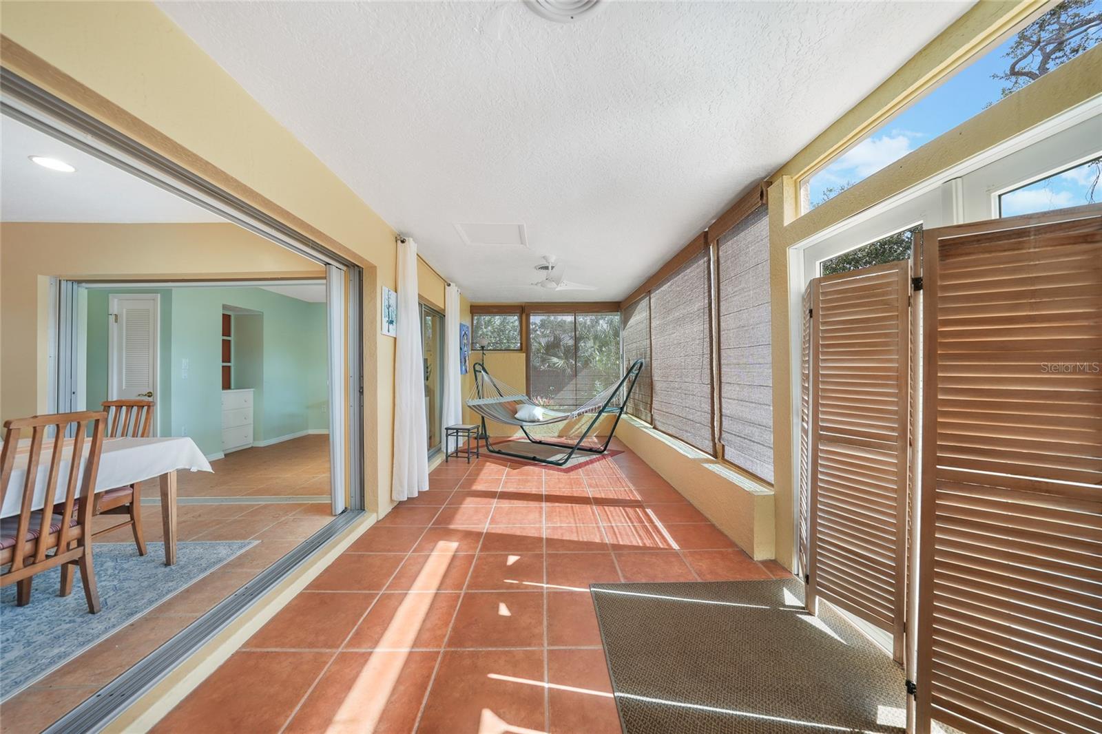 Image 14 of 75 For 4000 Bay Oaks Circle