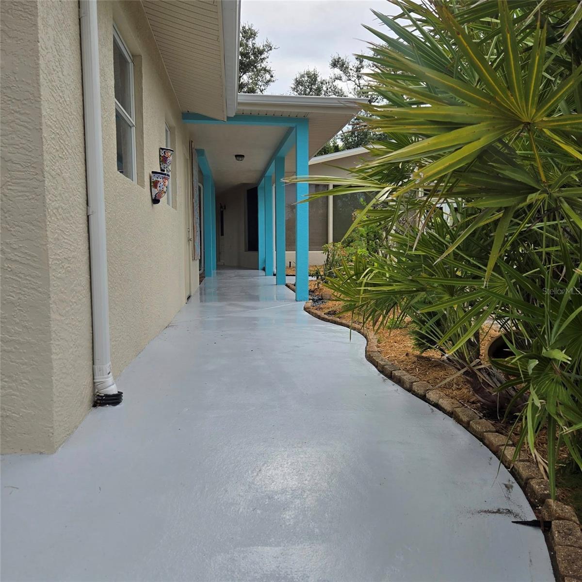 Image 28 of 75 For 4000 Bay Oaks Circle