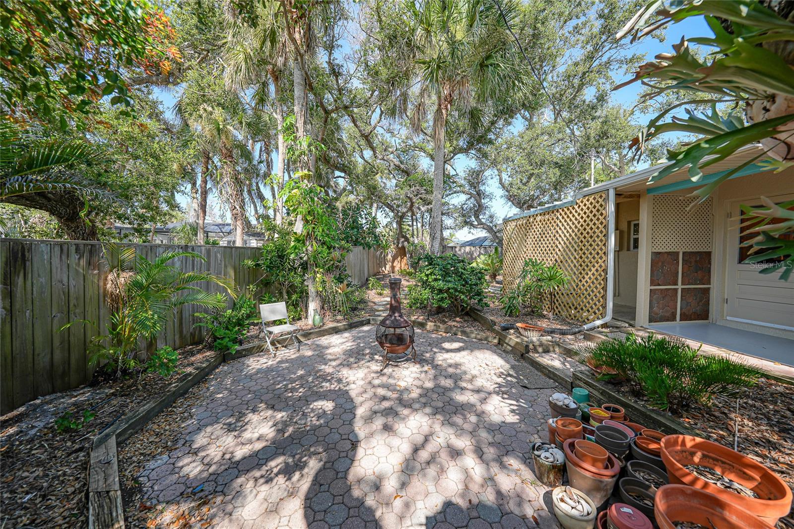 Image 39 of 75 For 4000 Bay Oaks Circle