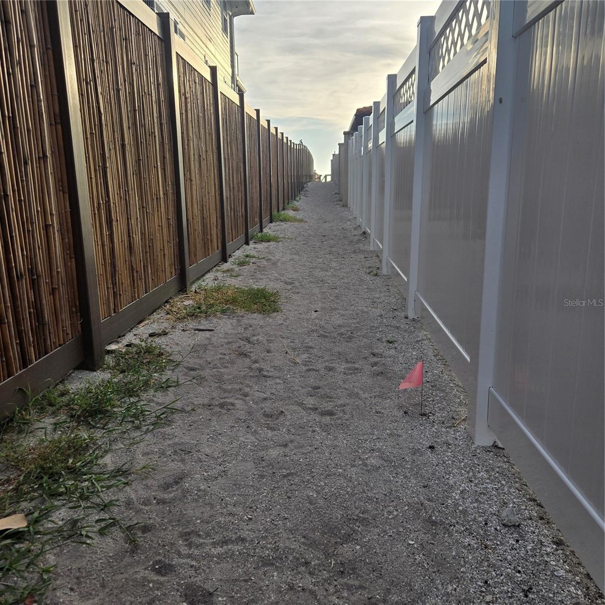 Image 48 of 75 For 4000 Bay Oaks Circle