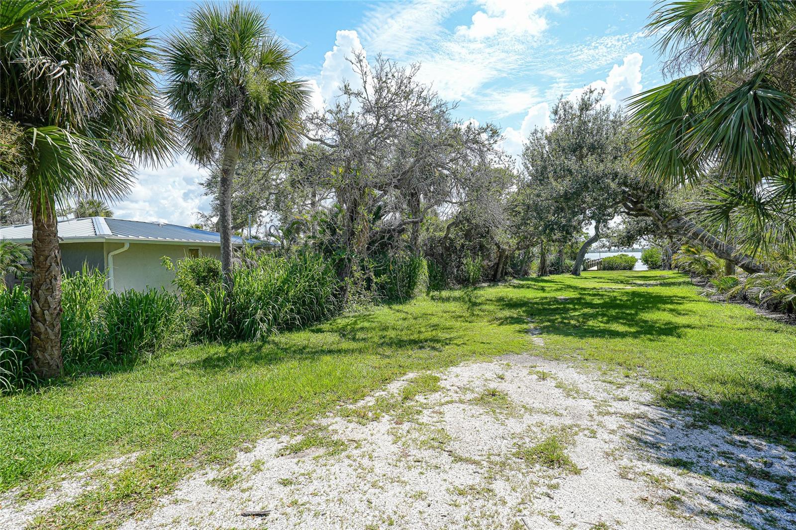 Image 50 of 75 For 4000 Bay Oaks Circle