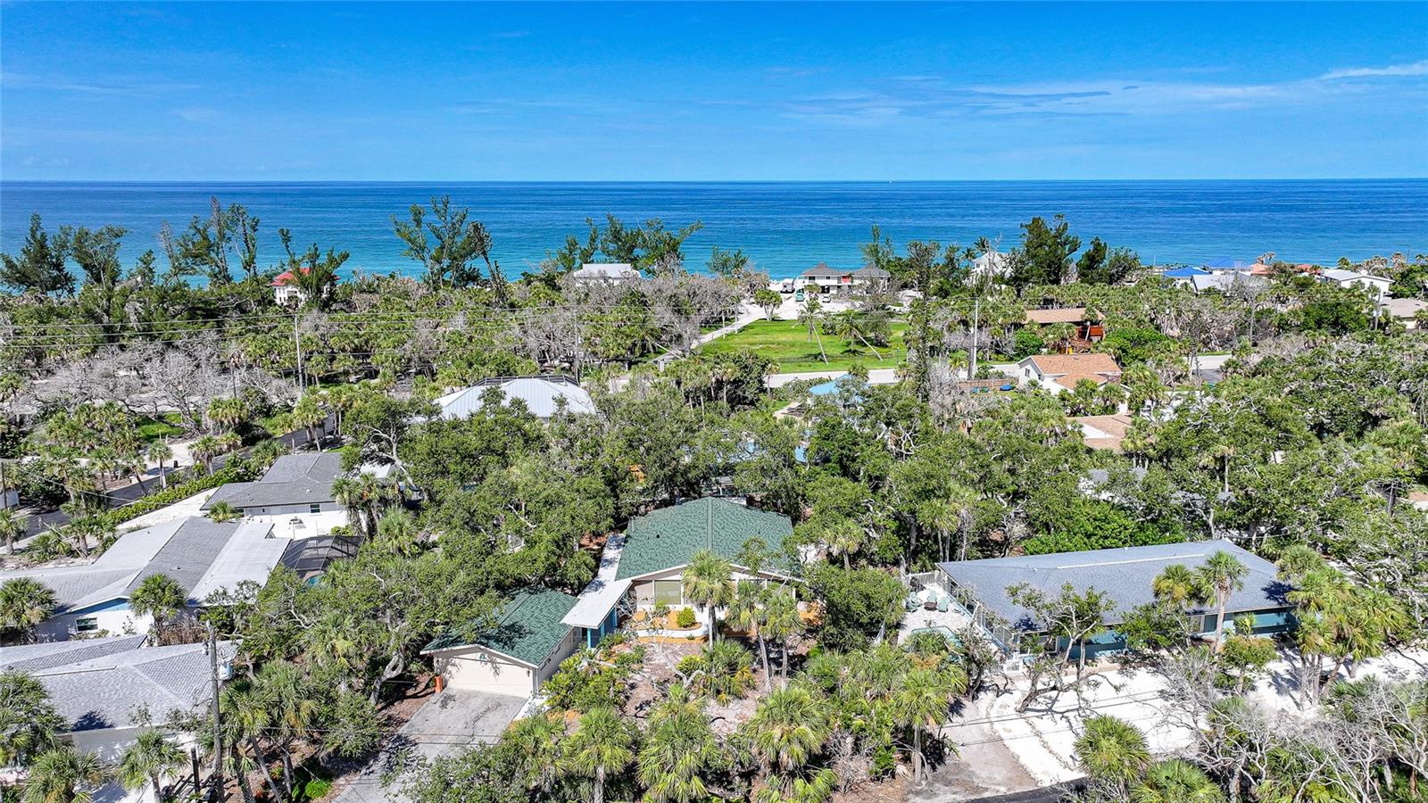 Image 61 of 75 For 4000 Bay Oaks Circle