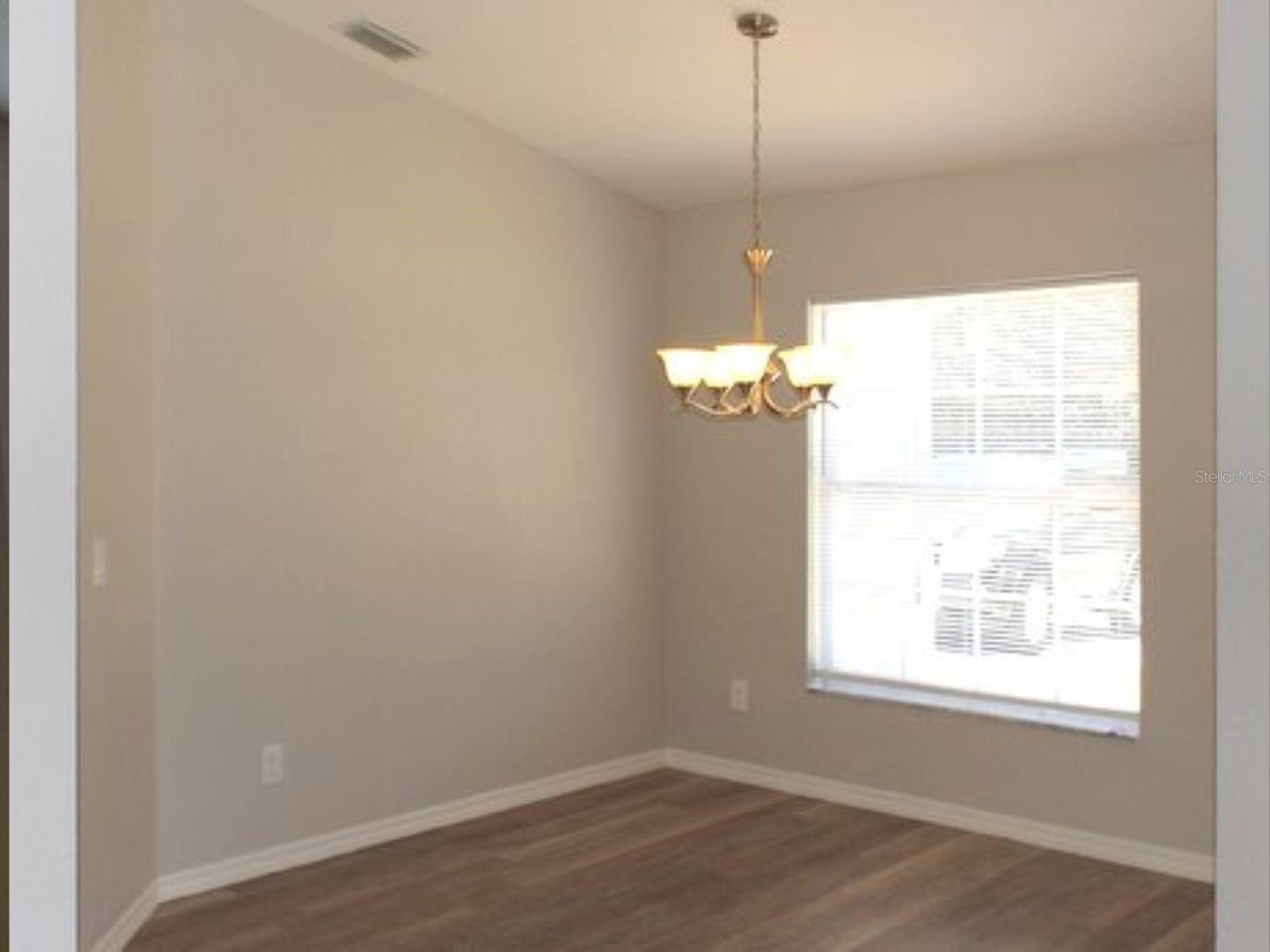 Image 4 of 17 For 3376 Tupelo Avenue