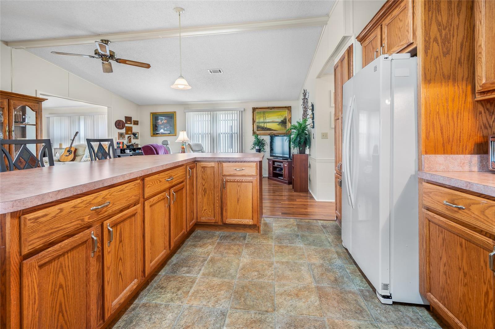 Image 11 of 49 For 801 Seabrooke Drive
