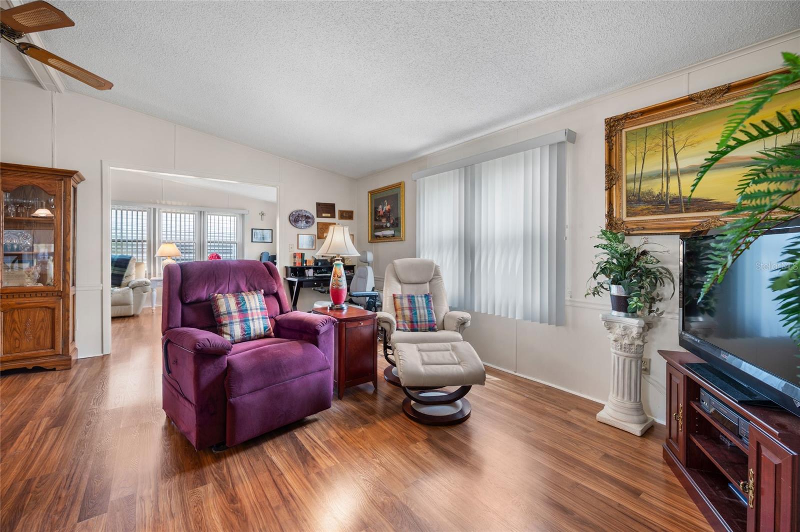 Image 14 of 49 For 801 Seabrooke Drive