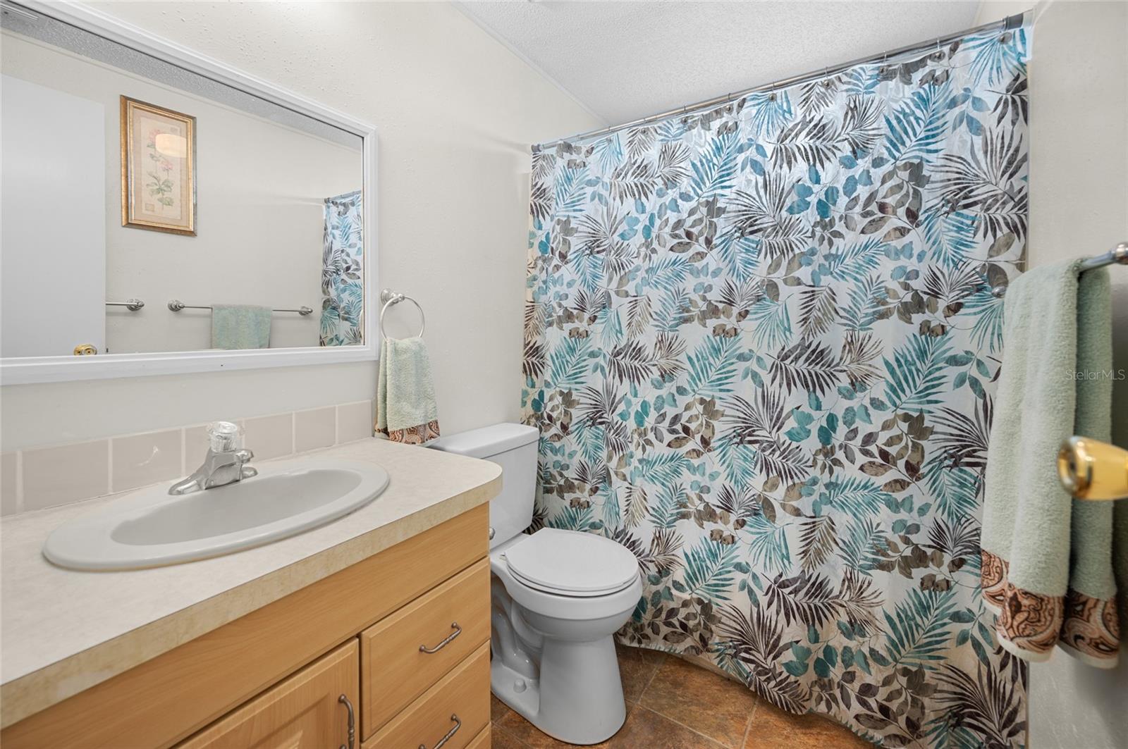 Image 16 of 49 For 801 Seabrooke Drive
