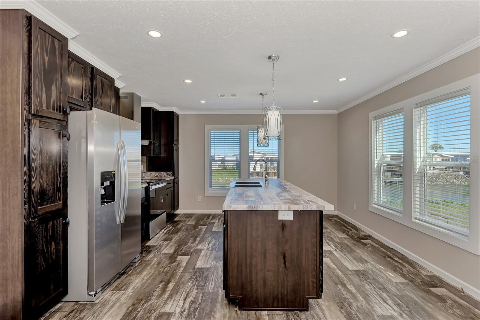 Image 13 of 70 For 1391 Flamingo Drive