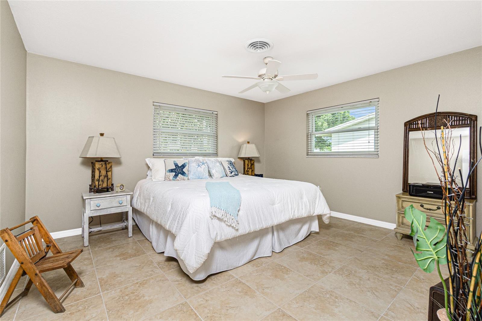 Image 20 of 45 For 1690 Elinor Place