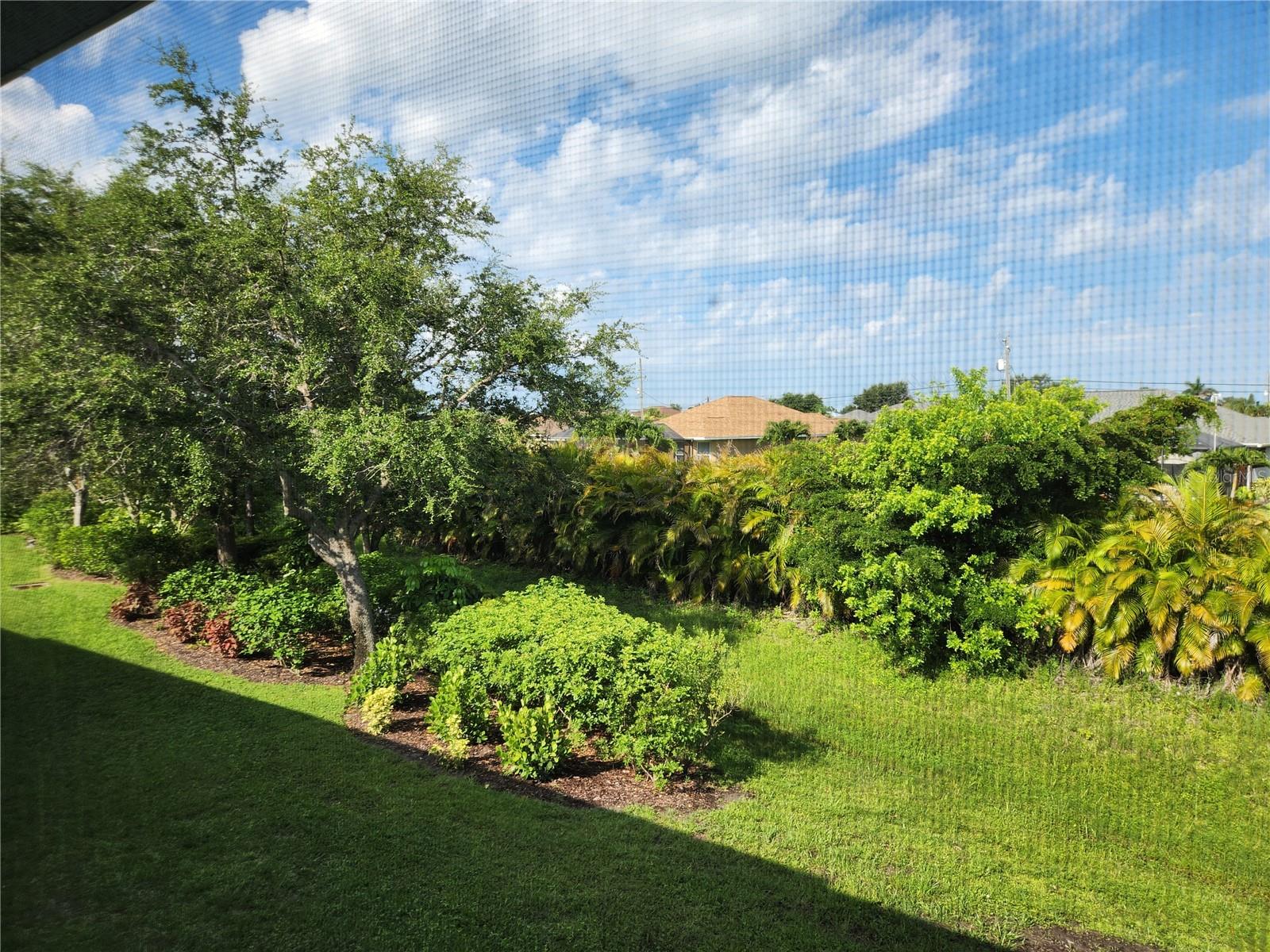 Image 20 of 43 For 9550 Fiddlers Green Circle 205