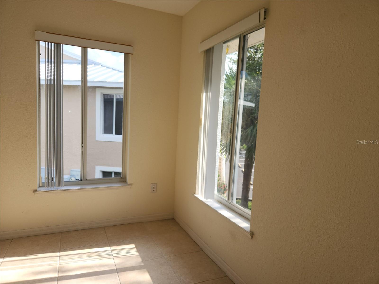 Image 29 of 43 For 9550 Fiddlers Green Circle 205