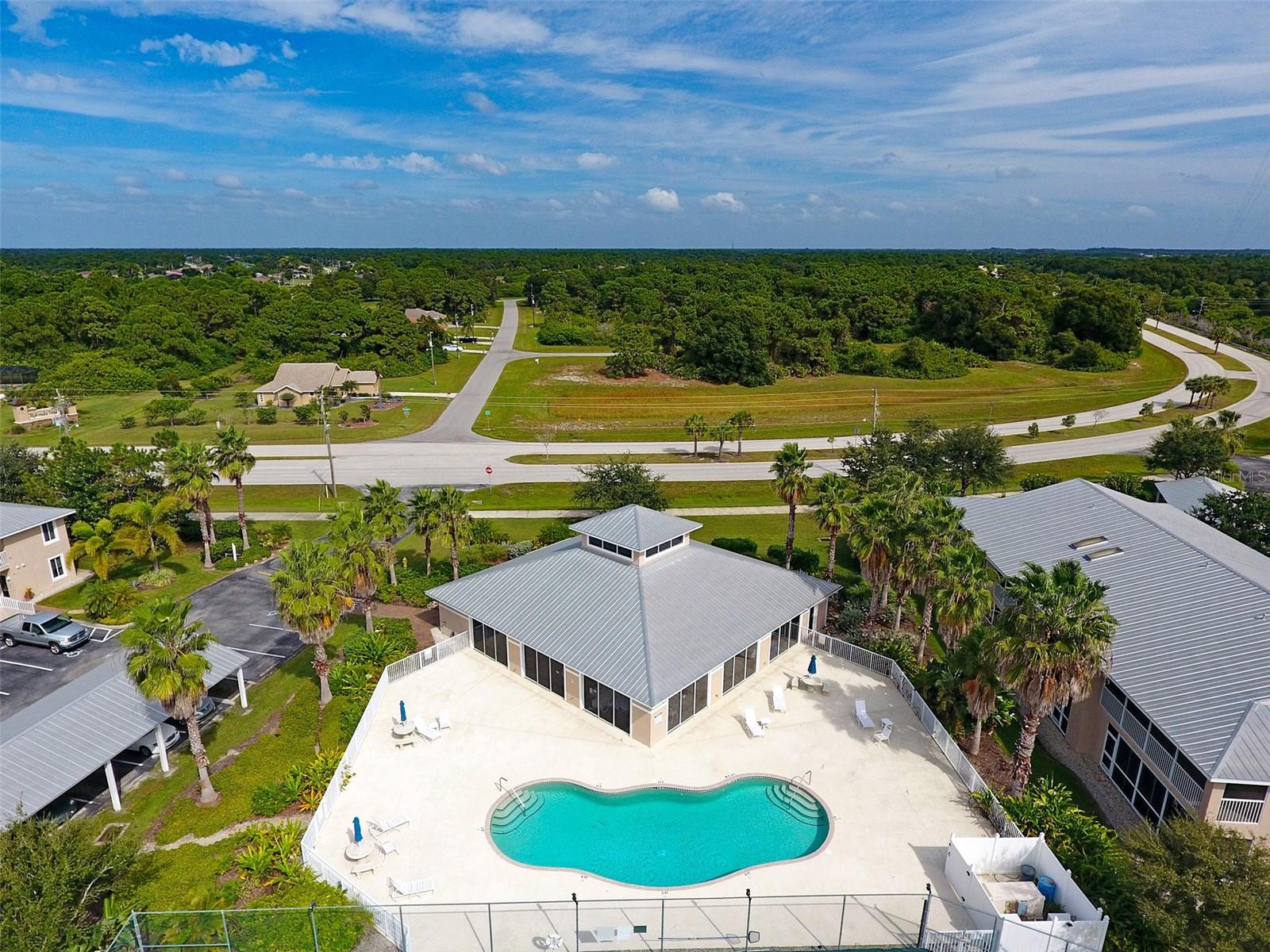 Image 31 of 43 For 9550 Fiddlers Green Circle 205