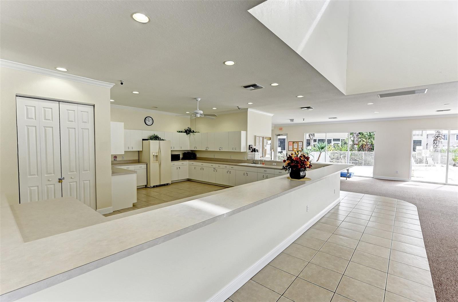 Image 39 of 43 For 9550 Fiddlers Green Circle 205