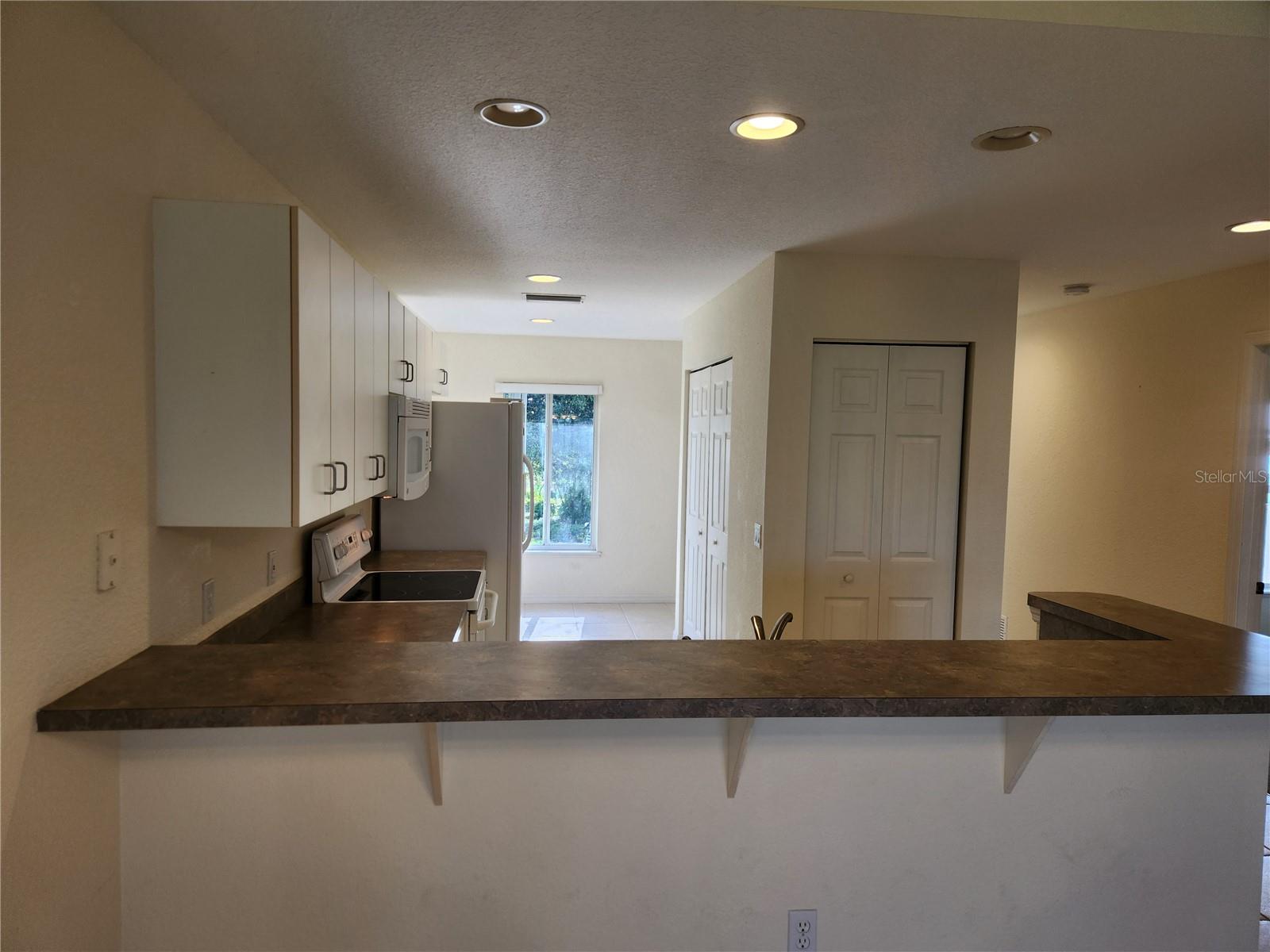 Image 8 of 43 For 9550 Fiddlers Green Circle 205