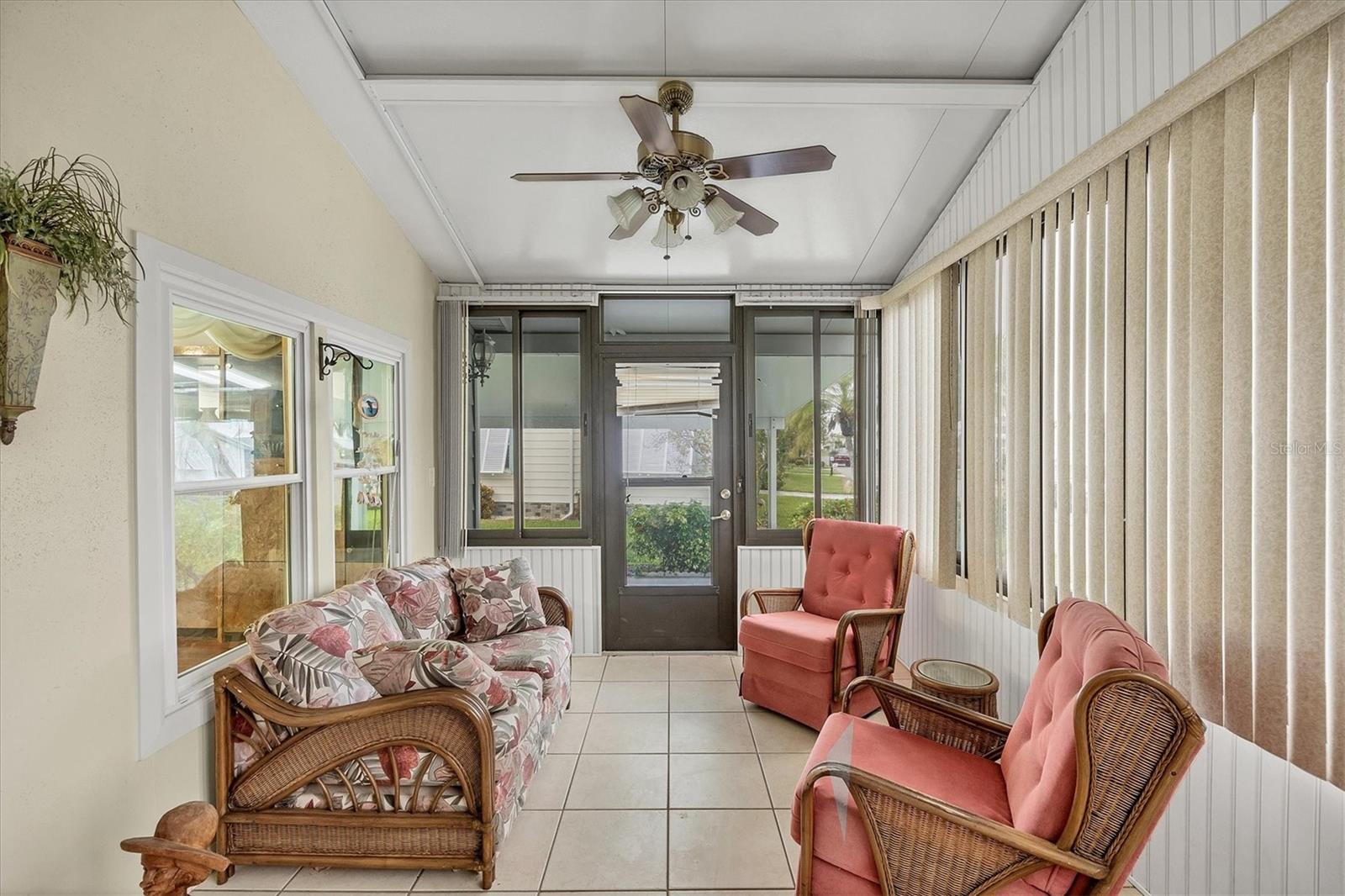 Image 6 of 47 For 806 Newbury Court