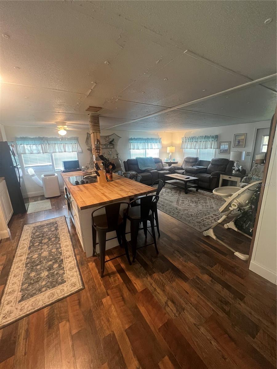 Image 4 of 13 For 7502 Fulmar Avenue