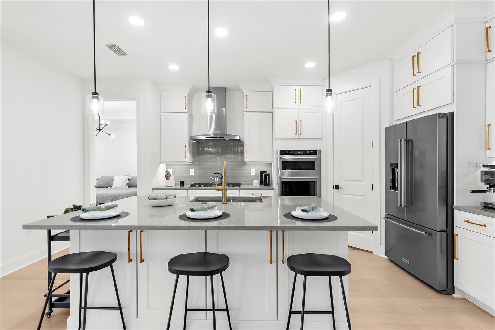 Image 19 of 48 For 18881 Daybreak Drive
