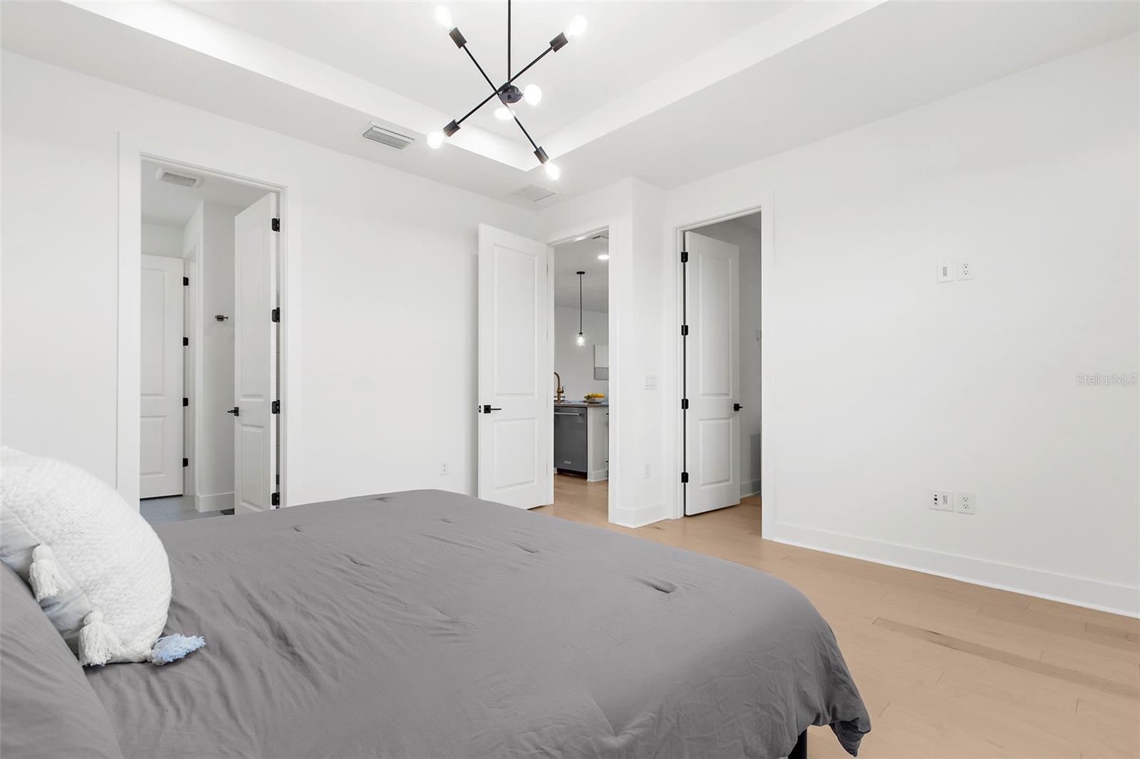 Image 21 of 48 For 18881 Daybreak Drive