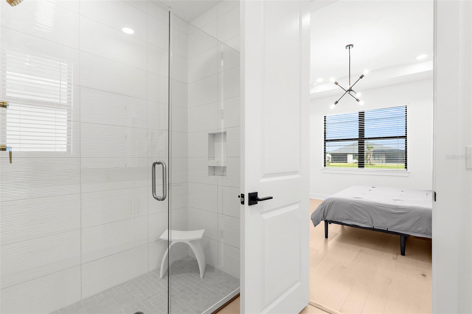 Image 23 of 48 For 18881 Daybreak Drive