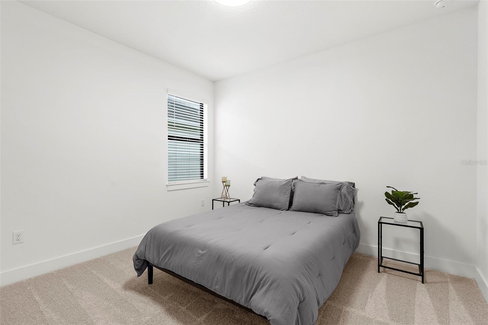 Image 28 of 48 For 18881 Daybreak Drive