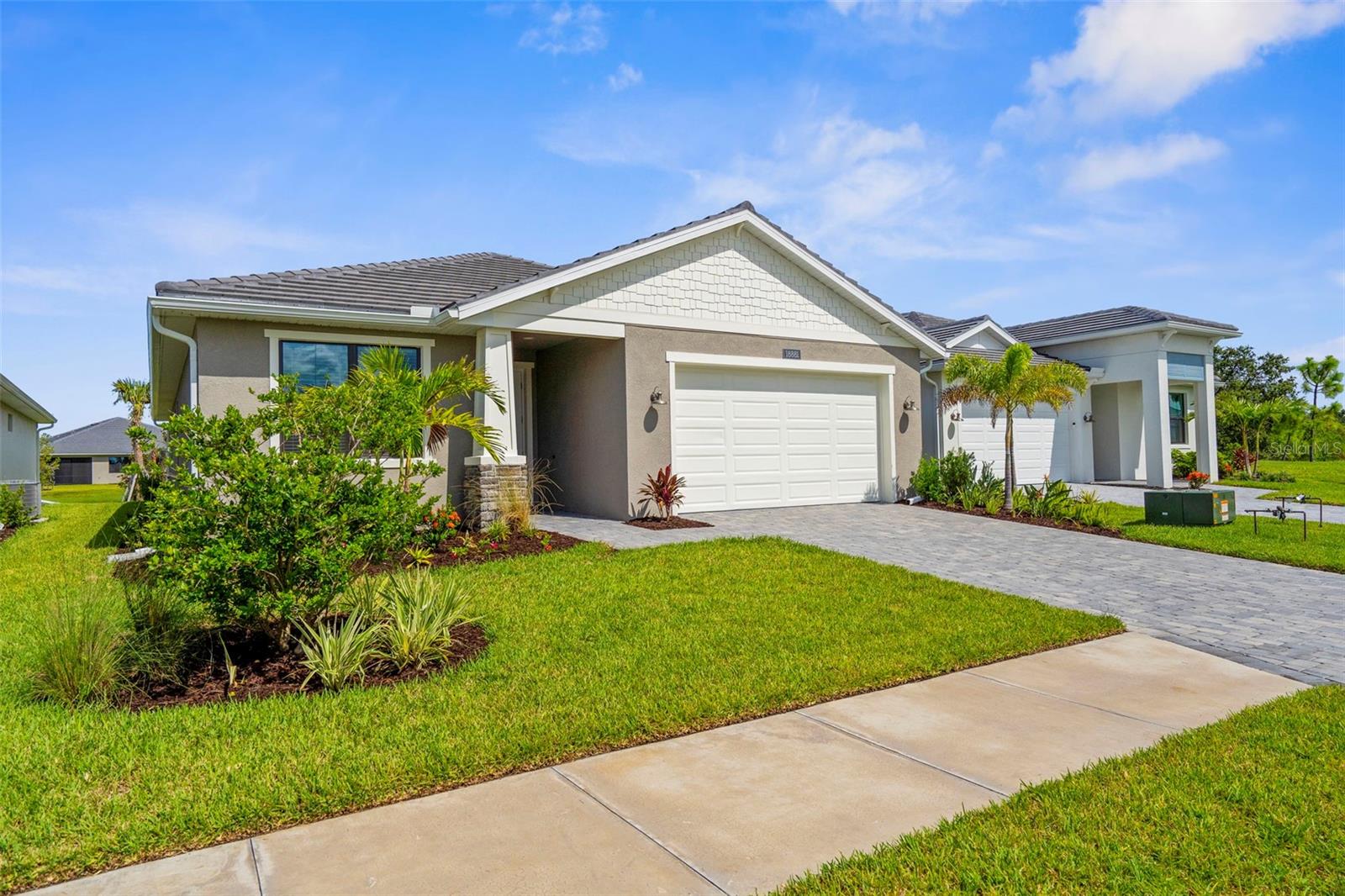 Image 6 of 48 For 18881 Daybreak Drive