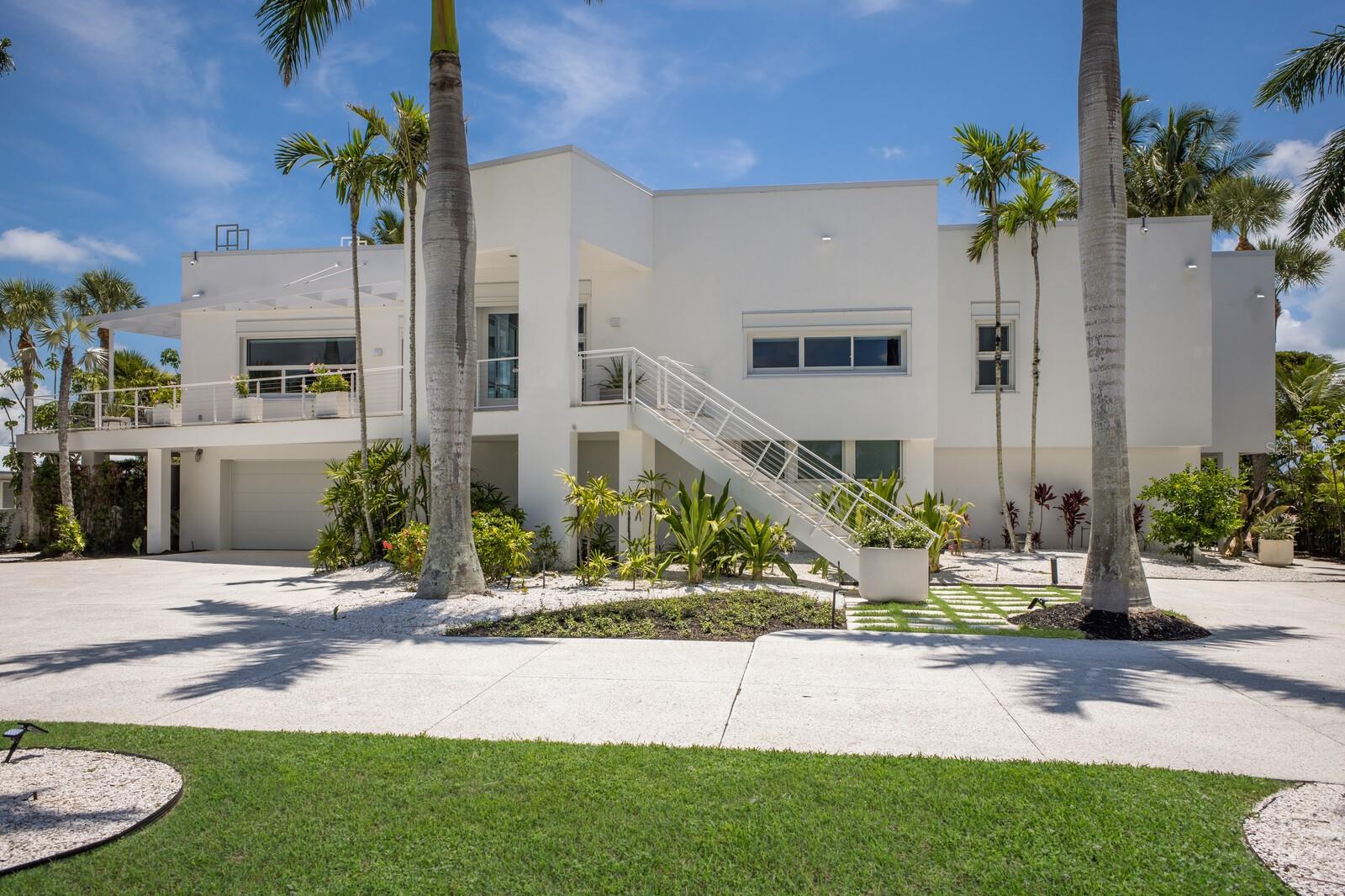 Image 4 of 100 For 12400 Placida Road