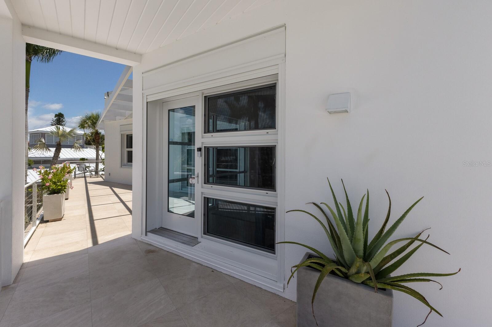 Image 5 of 100 For 12400 Placida Road