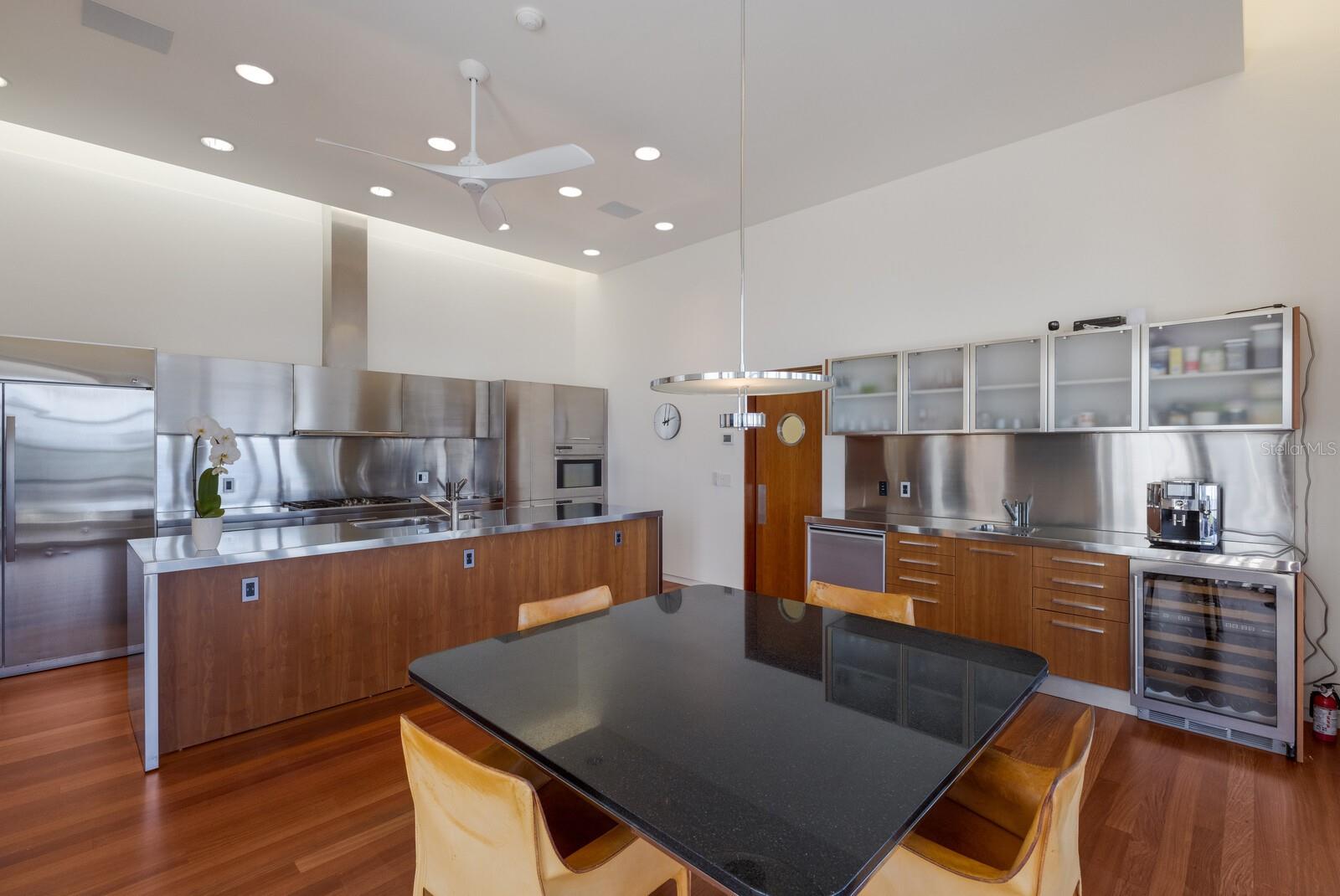 Image 7 of 100 For 12400 Placida Road