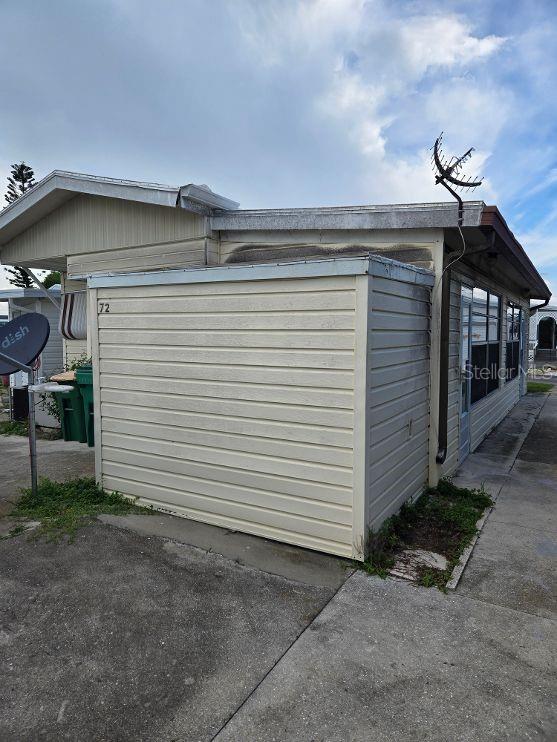 Image 2 of 4 For 1475 Flamingo Drive 72