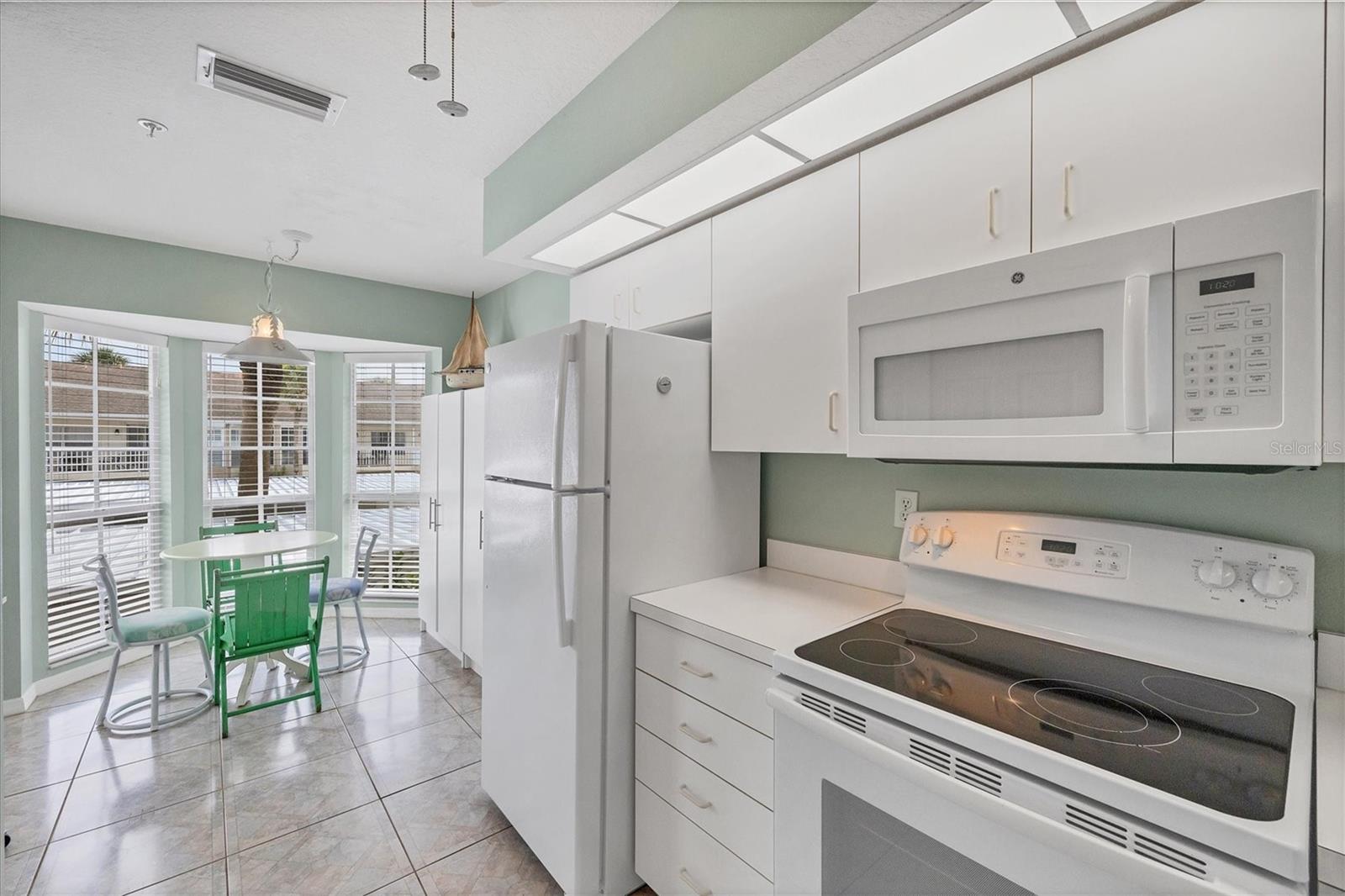 Image 12 of 40 For 204 Silver Lake Drive 205