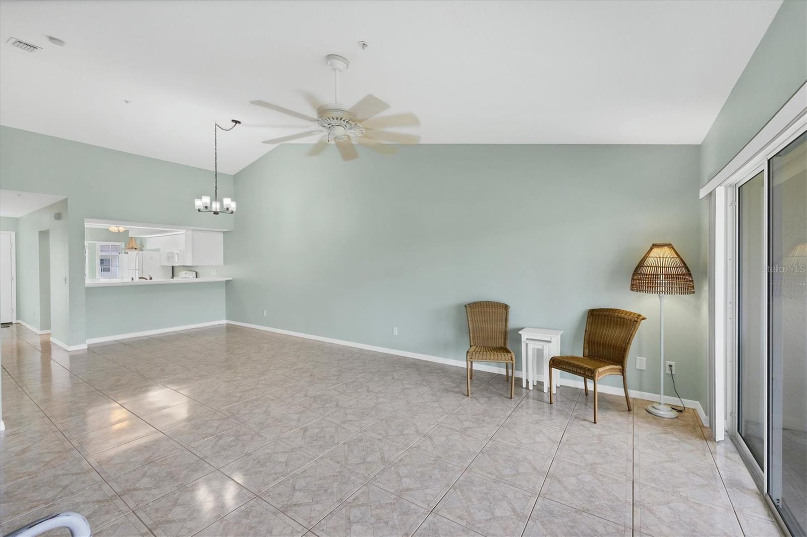 Image 9 of 40 For 204 Silver Lake Drive 205