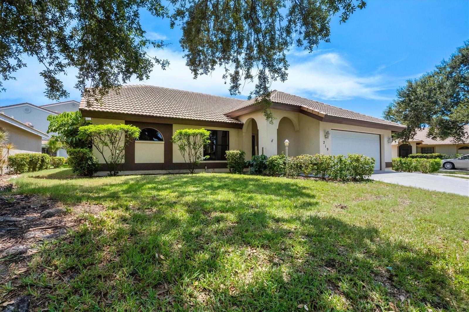 Image 2 of 63 For 219 Inlets Boulevard 219
