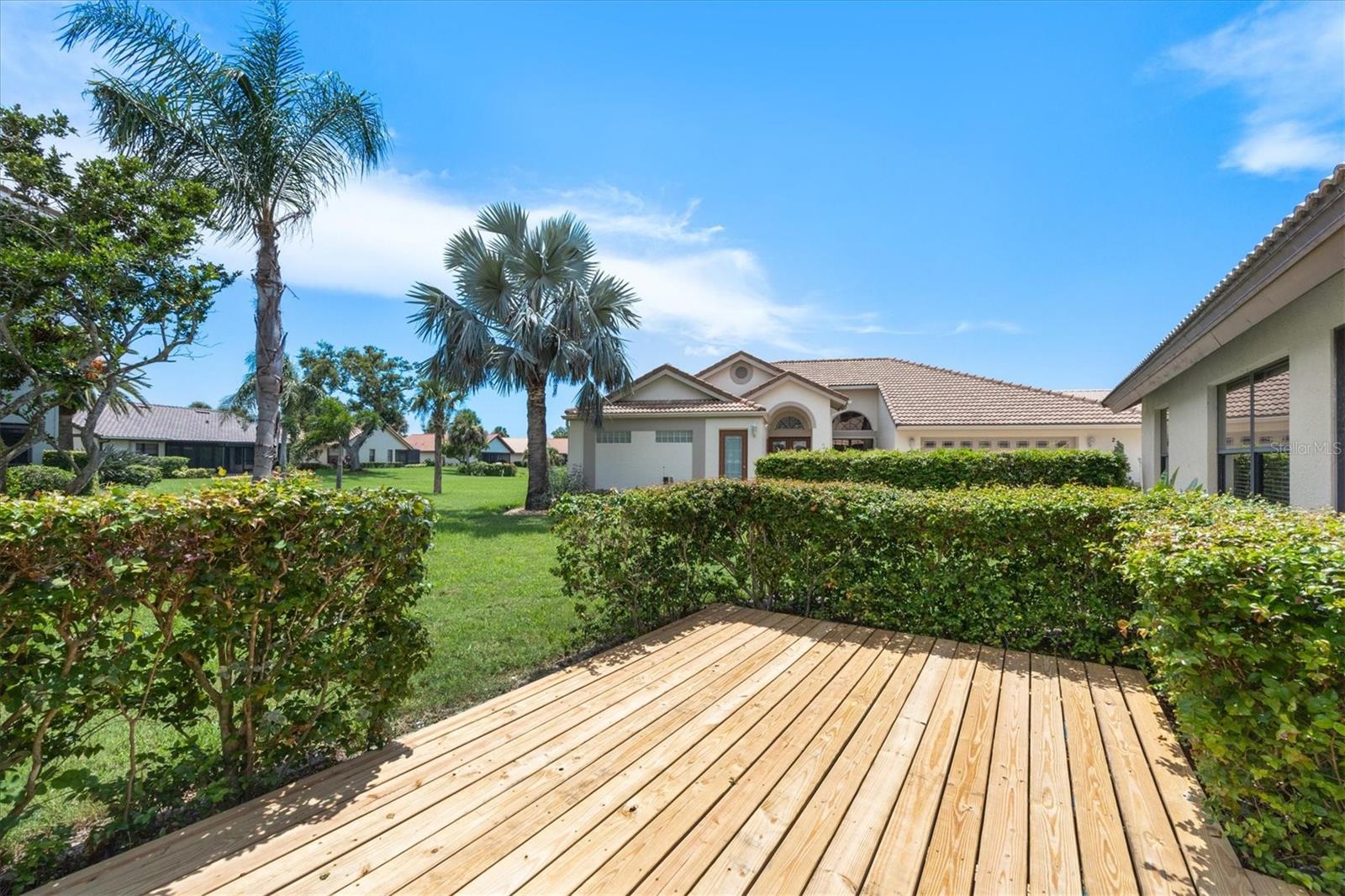 Image 37 of 63 For 219 Inlets Boulevard 219
