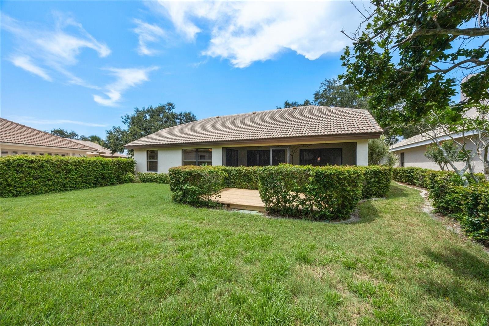 Image 41 of 63 For 219 Inlets Boulevard 219