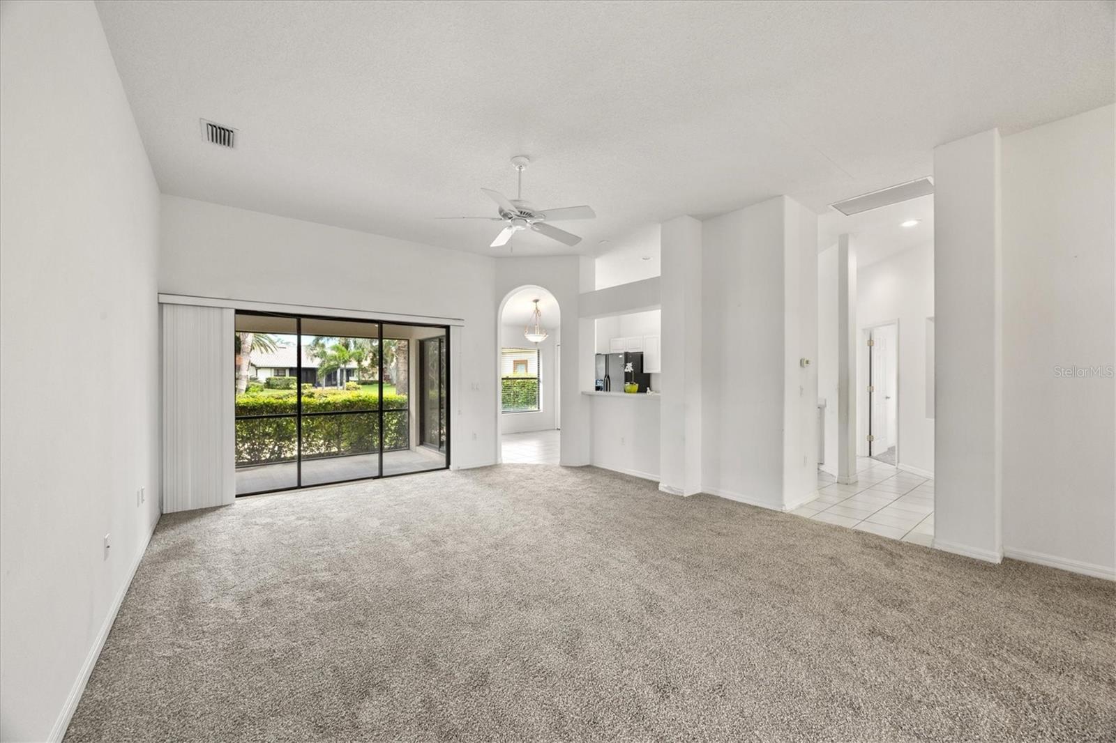 Image 5 of 63 For 219 Inlets Boulevard 219