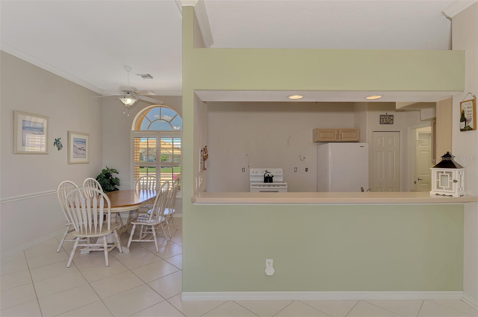 Image 16 of 62 For 7095 Lake Drive
