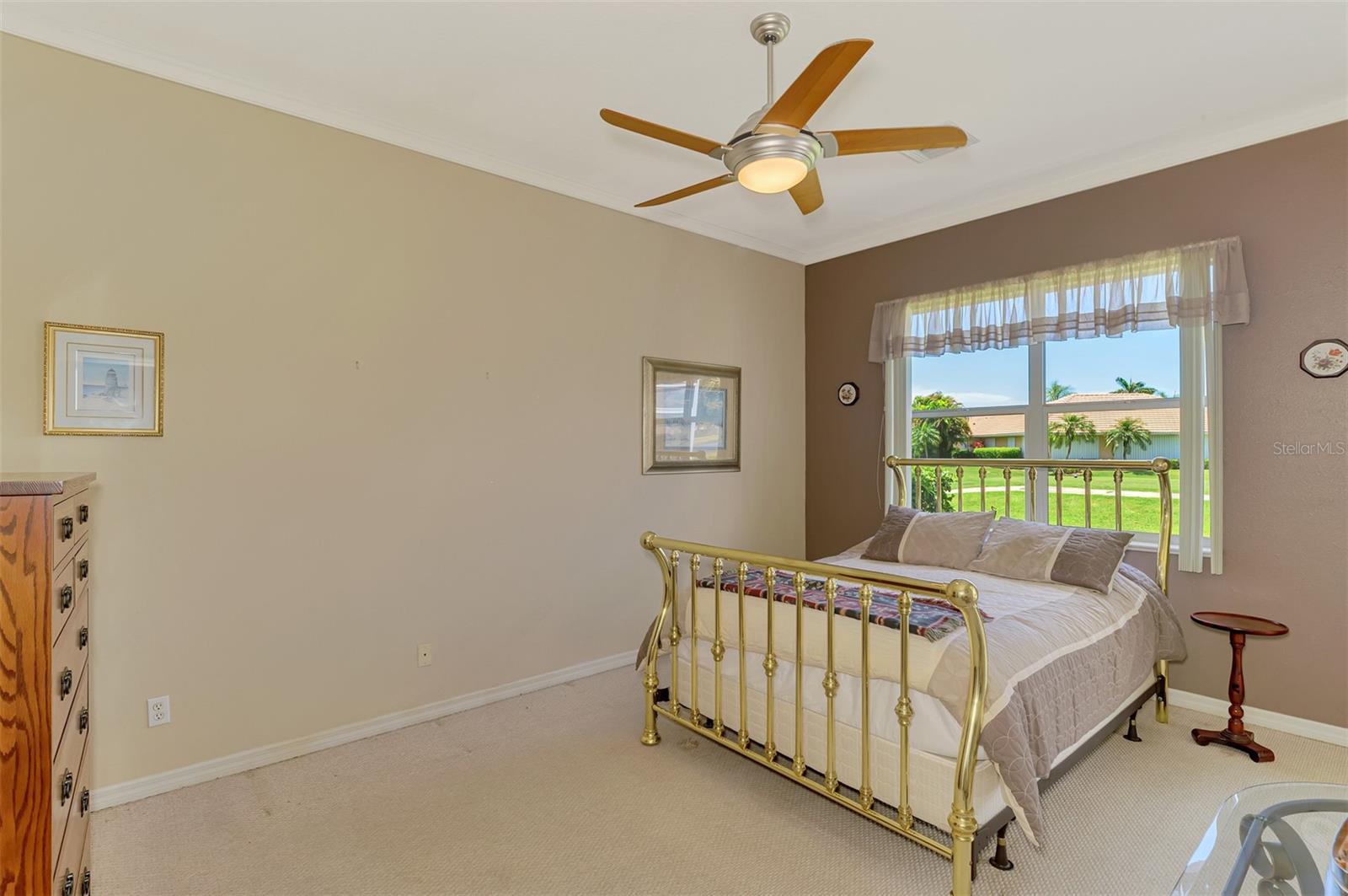 Image 27 of 62 For 7095 Lake Drive
