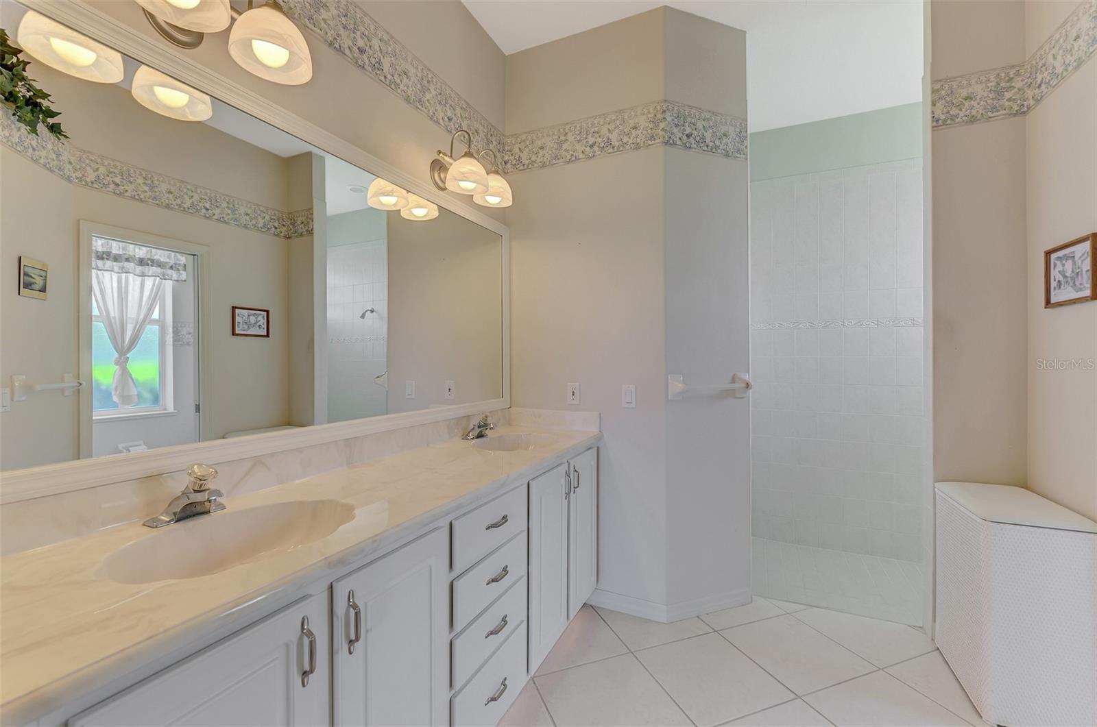 Image 32 of 62 For 7095 Lake Drive